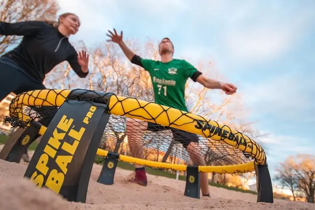 Bij skatezone vind je naast de Spikeball sets ook losse Spikeball ballen en de Spikebuoy set